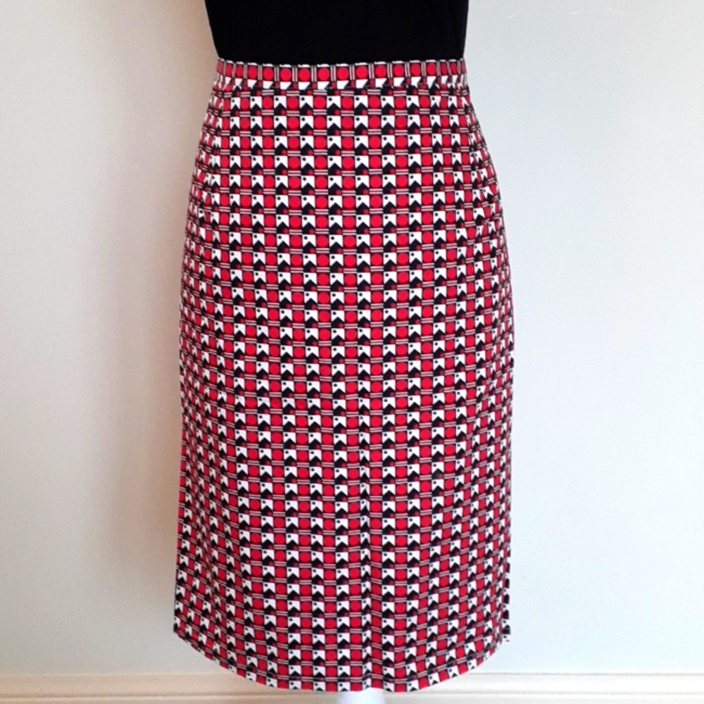 + Wanko red, white and black geometric print skirt